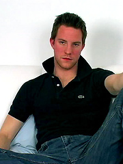 Nathan Knox shows his gay ass