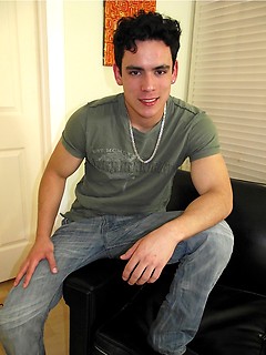 Hot Miami boy Luiz