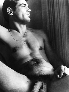 Hot hunk posing naked