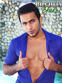 Antonio Bellus naked outdoors by Brazilian Studz by Brazilian Studz image #2