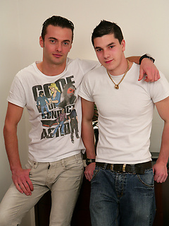 Str8 Hunk Jamie West Fucks His 1st Man - Lucky Justin!