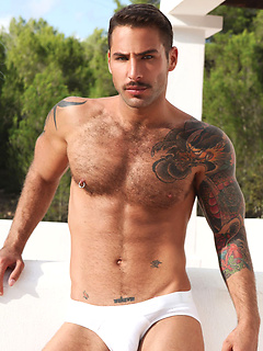 Jonathan Agassi and Issac Jones Make Passionate Love outdoors