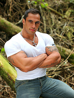 Muscle man Samuel Vieira by Muscle Hunks by Muscle Hunks image #1