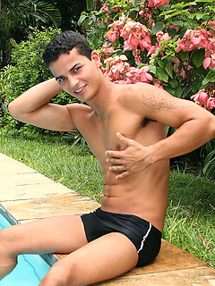 Latin jock Leon Pavia posing naked outdoors by Brazilian Studz by Brazilian Studz image #6