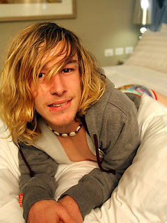 Cute twink Eligh naked