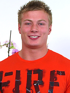 Straight muscular PT Dan Carver gets a massage and shoots in a strangers hand by English Lads by English Lads image #1