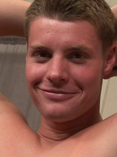 Muscle stud Kent