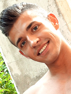 Mario Texeira- Interview & Solo by FreshMen by FreshMen image #2