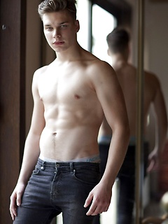 Arnoldas in penthouse Rotterdam
