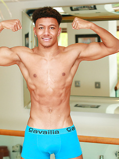 Young Straight Footballer Tyler Shows off his Muscular & Ripped Body & Big Uncut Cock!