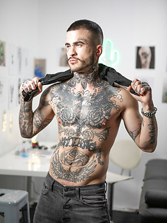 Fly Tatem, Lev Ivankov hardcore anal fucking by Men by Men image #1