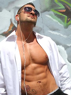 HOT NEW MUSIC SINGLE: Eddie Cambio Sings \"Cum On: Beat!\" by ManAvenue by ManAvenue image #1