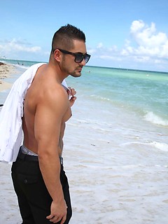 HOT NEW MUSIC SINGLE: Eddie Cambio Sings \"Cum On: Beat!\" by ManAvenue by ManAvenue image #4