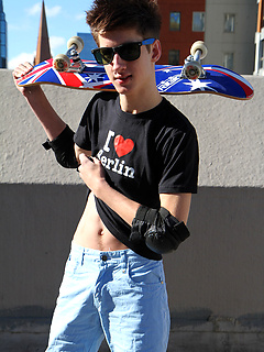 Skinny twink with a big Aussie dick - Check out our new mate Rick Dalton by Bentley Race by Bentley Race image #2