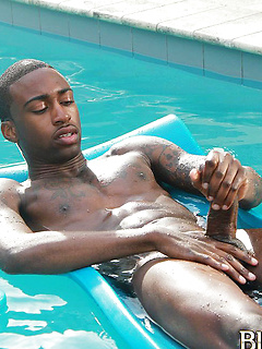 Pool plunge with Ebony muscle boy Rob