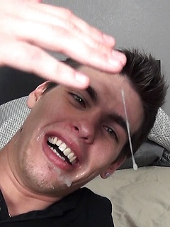 Horny twink sucking dick