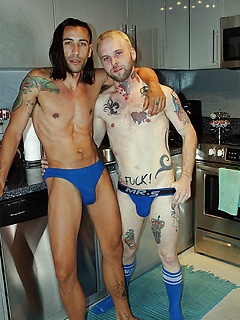 Hungry Slut Gets the D. Beaux has a hankerin' for some... by Alternadudes by Alternadudes image #2