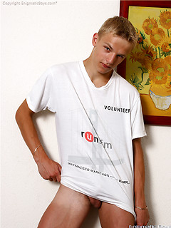 Horny twink Stanislav posing