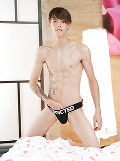 Hole Swapping Skinny Boys Shoot Spooge