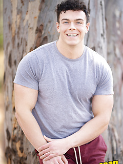 Hunky gay bodybuilder Clark Reid flashes his ass outdoors before posing naked by SeanCody by SeanCody image #3
