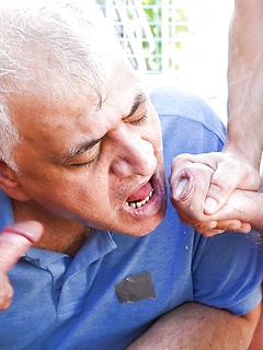 Daddy sucking two cocks and eat ass