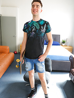 Meet our cute new mate Luke Oakley by Bentley Race by Bentley Race image #1