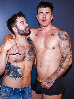 JJ Knight & Jaxon Valor fuck