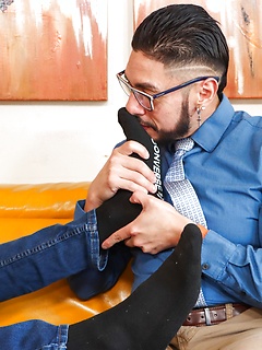 Foot worship