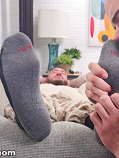 Marine Scott Holliday Worshiped Until He Cums by My Friends Feet by My Friends Feet image #1