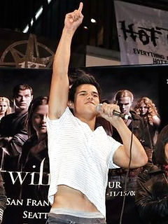 Taylor Lautner by Male Stars by Male Stars image #11