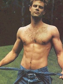 Casper Van Dien