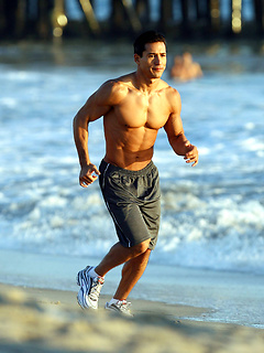 Hot latino star Mario Lopez