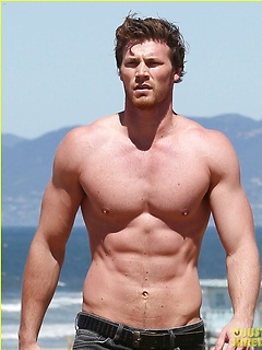 Derek Theler by Male Stars by Male Stars image #1