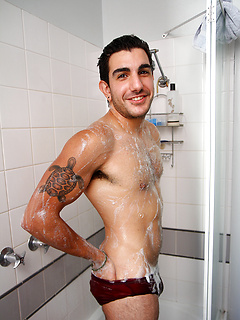 Hit the showers with Aussie Chris Bass by Bentley Race by Bentley Race image #5
