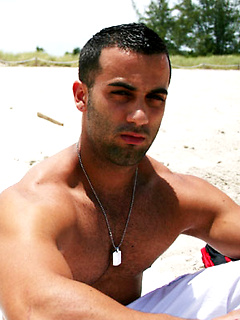 Mike Gomez - New Hot Meat !!!