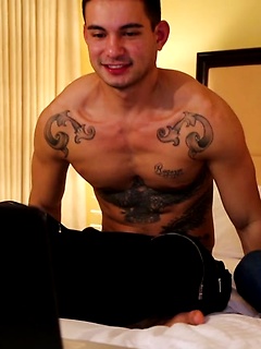 Angel Cruz and Ricky Roman Camshow