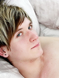 Kevin fucks hot emo Jaymie so hard he cums allover himself by HomoEmo by HomoEmo image #13