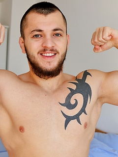 Muscle Mates - Meet our new straight mate David Ivan by Bentley Race by Bentley Race image #19