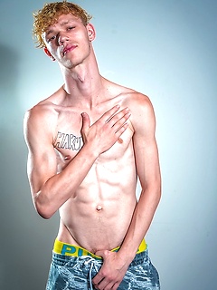 Hunter Sykes Bio & Info